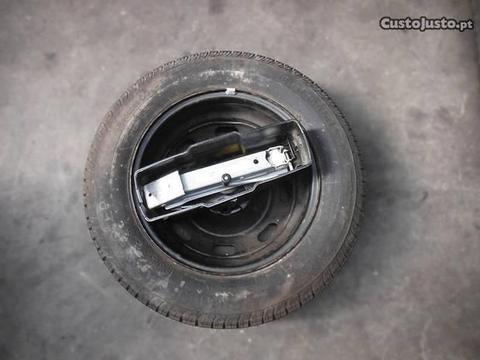 Pneu suplente Peugeot 307 Tamanho: 195/65 R15