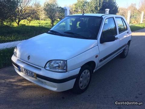 Renault Clio 5 Portas - 97