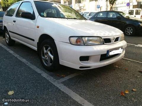 Nissan Almera 2.0D - 97