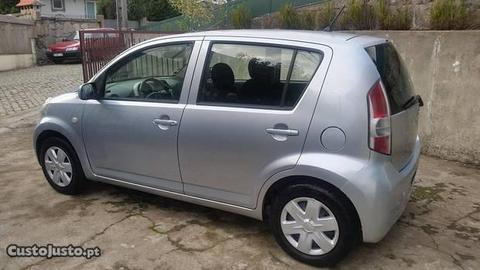 Daihatsu Sirion 1.0 Look AC - 06