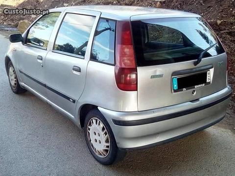Fiat Punto 1.2 c/ D/Assistida - 99