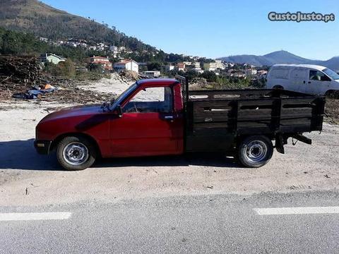 Isuzu PickUp kbd 27 - 86