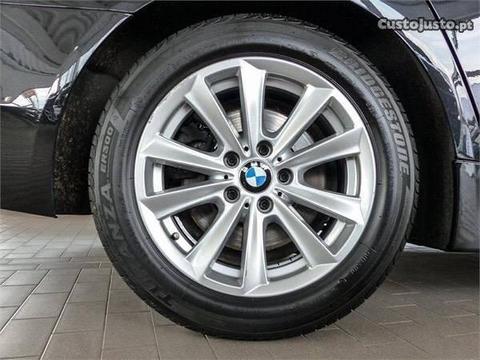 BMW 520 520d - 12