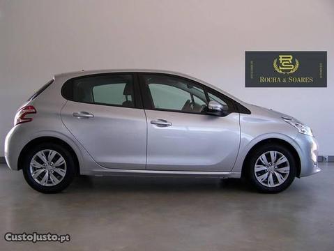 Peugeot 208 Active - 14