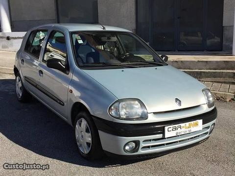 Renault Clio Gasolina Igual NOVO - 00