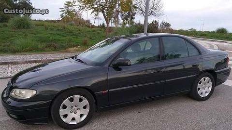 Opel Omega 2.5TD 130cv AC+Pele - 01