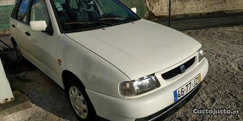 Seat Ibiza 1.0 - 98