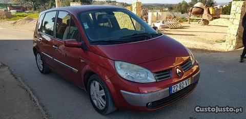 Renault Scénic 1.5DCI - 03