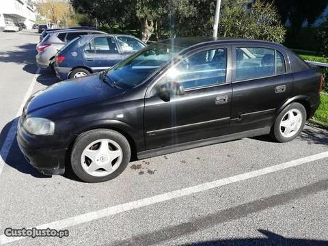 Opel Astra 1.4 16 - 01