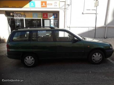 Opel Astra Caravan 1.4i 16v - 95