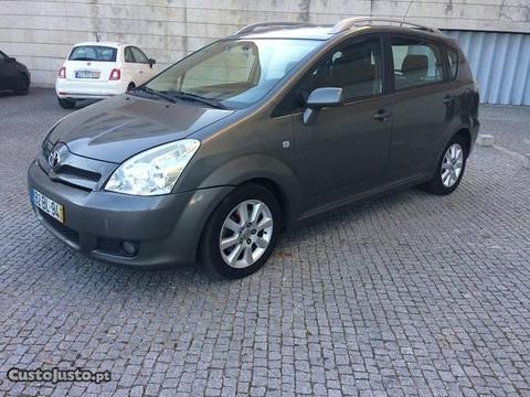Toyota Verso D4 D 7 Lugares - 06