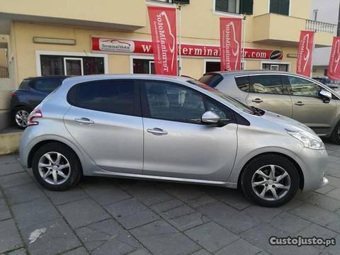 Peugeot 208 1.4 HDI ACTIVE - 14