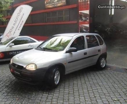 Opel astra B Ano- 2000