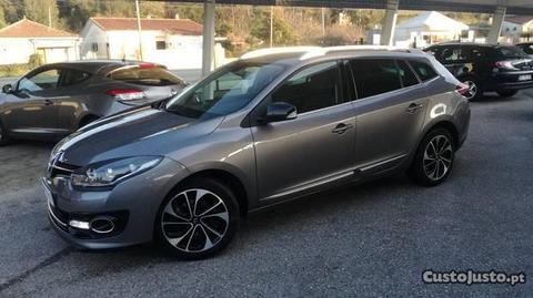 Renault Mégane 1.5 DCI 110 BOSE - 14