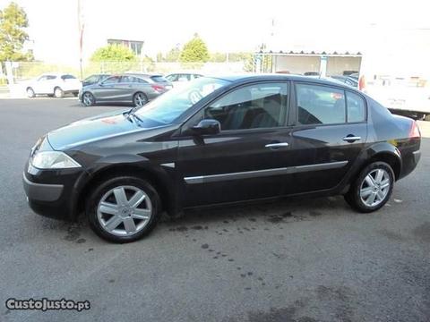 Renault Mégane 1.5 DCI Expression - 04