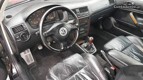VW Golf 4 - 00