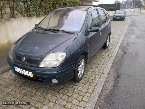 Renault Scénic 1.4 16v - 02