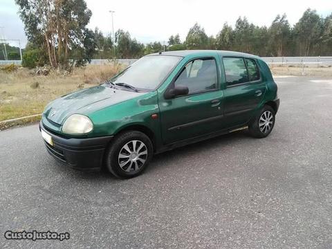 Renault Clio 1.2 - 99