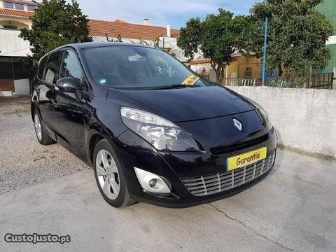 Renault Scénic 1.5 dCi Dynamique SS - 11