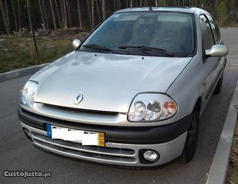Renault Clio 1.2 - 00