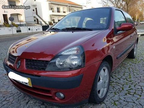 Renault Clio Sport 1.2 16v c/A.C - 03