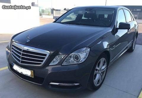 Mercedes-Benz E 250 Avantgarde BlueEff - 11