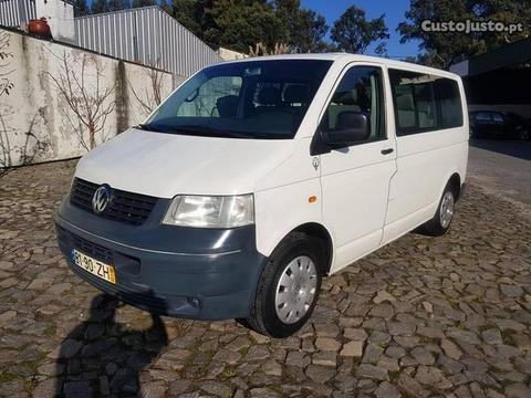 VW Transporter 1.9 TDI 6 lugares - 04