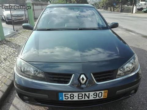 Renault Laguna 2.0 DCI - 16