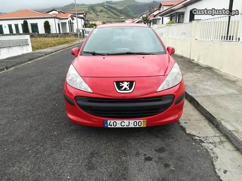 Peugeot 207 1.4 HDI - 06