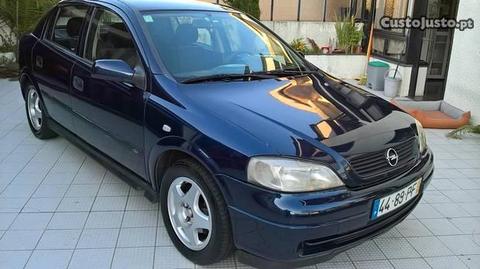 Opel Astra 1,7dti club - 00