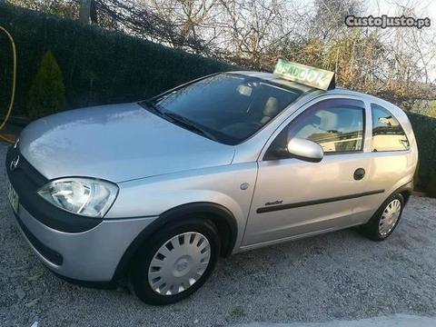 Opel Corsa comfort - 02