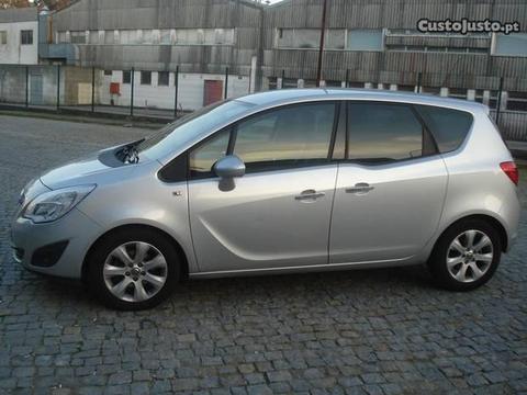 Opel Meriva 1.3 CDTI Cosmo 95cv - 11