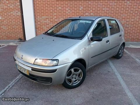 Fiat Punto 1.2 D/A - 01