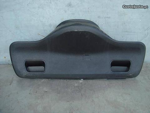 Peugeot 206 - Plástico da bagageira mala