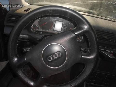 Audi A4 (B6) - Volante