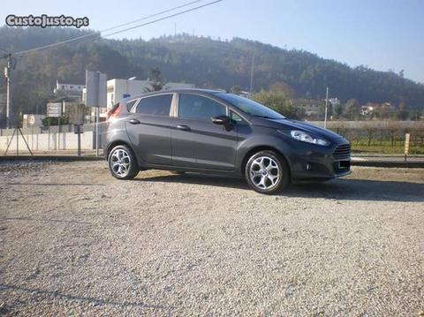 Ford Fiesta 1.5 TDCI - TITANIUM - 13