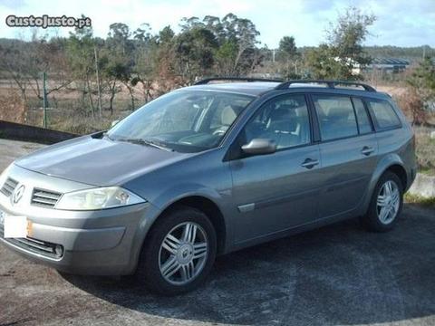 Renault Mégane 1.9 DCI Dynamique - 04