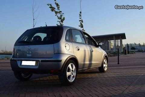 Opel Corsa 1.3 CDTI Easytronic - 04