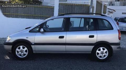 Opel Zafira 2.0 cdti impecavel - 01