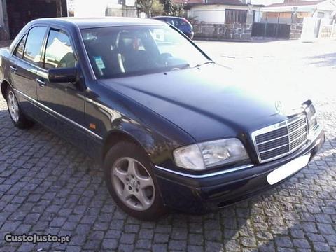 Mercedes-Benz C 220 Diesel - 95