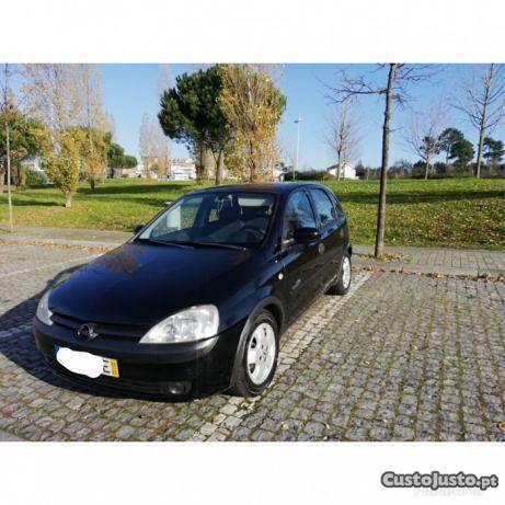 Opel Corsa 1.7DTI 5 lugares - 02