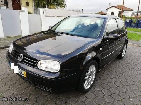 VW Golf 1.4 Gasolina - 01