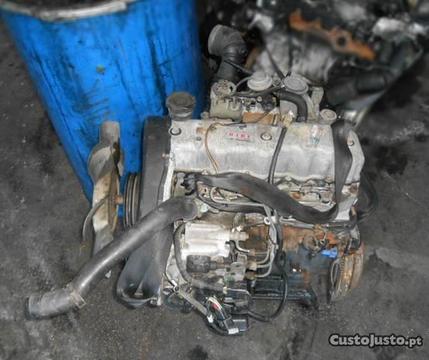 Motor para Hyundai H1 2.5 turbo diesel (1999) D4BF