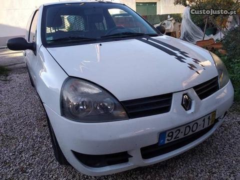 Renault Clio 1.5DCI C/AC - 07