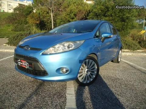 Ford Fiesta 1.6 TDCI TITTANIUM - 09