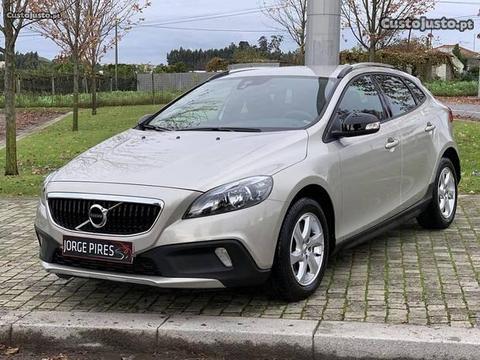 Volvo V40 D2 CROSS COUNTRY - 16