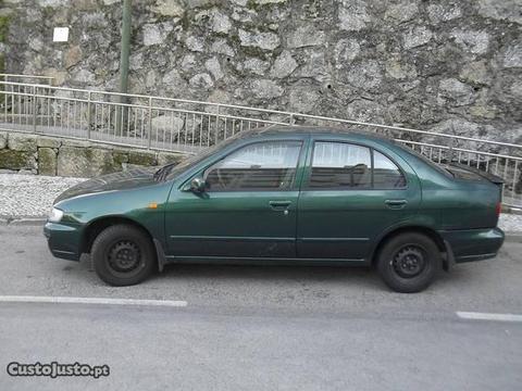 Nissan Almera gx 1.4 16v barato - 97