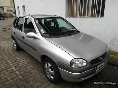 Opel Corsa 1.5 td - 99