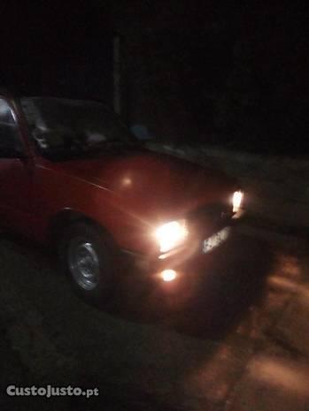 Isuzu PickUp mkb 2200 - 93