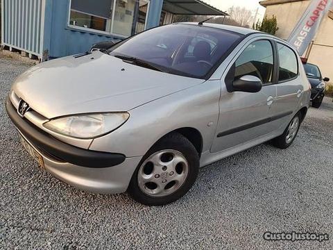 Peugeot 206 1.1 i c/ AC - 03